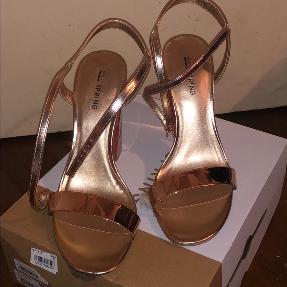 Pink heels💕